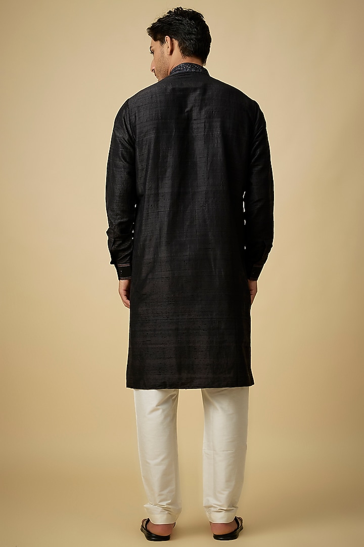 Black Raw Silk Embroidered Kurta Set by Vanshik at Pernia's Pop Up Shop