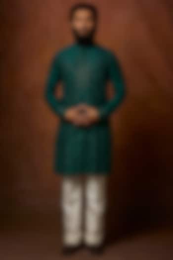 Emerald Silk Jaal Embroidered Kurta Set by Vanshik