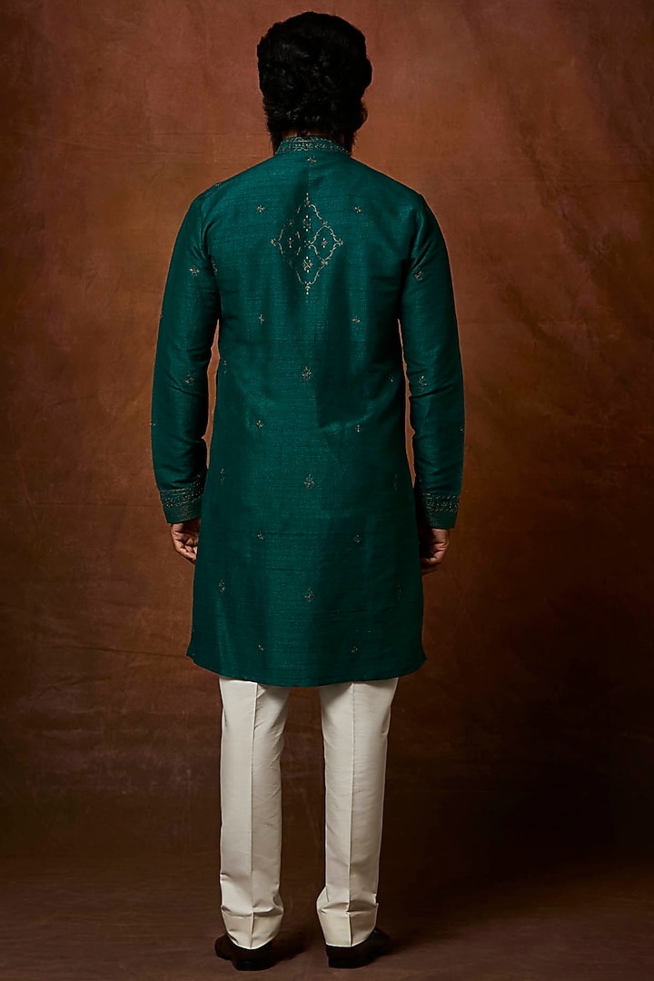 Emerald Silk Jaal Embroidered Kurta Set by Vanshik at Pernia's Pop Up Shop