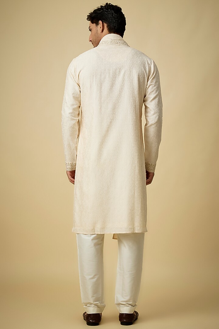 Pearl-Colored Silk Embroidered Kurta Set by Vanshik at Pernia's Pop Up Shop