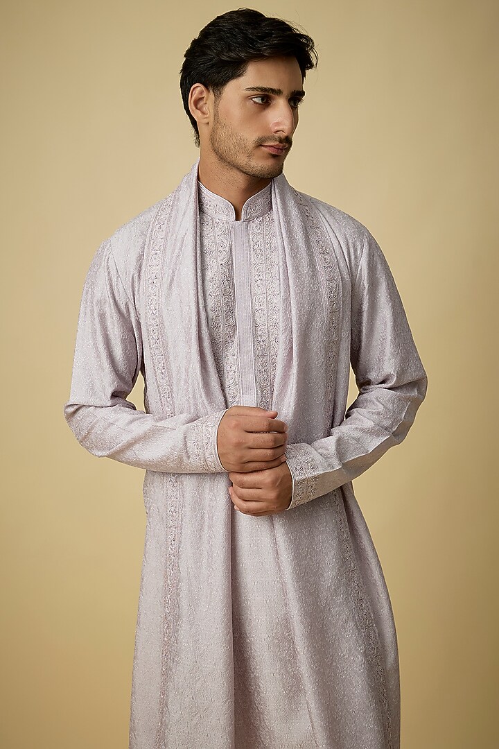 Lilac Silk Pearl Embroidered Kurta Set by Vanshik at Pernia's Pop Up Shop