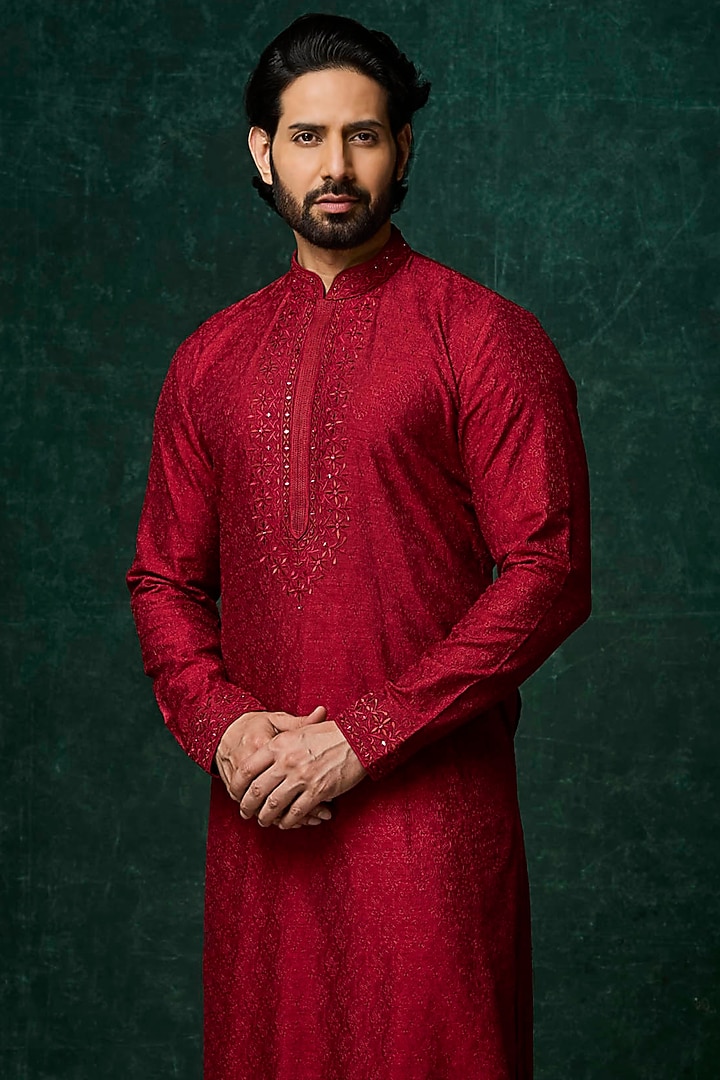 Ruby Silk Mirror Work Kurta Set by Vanshik at Pernia's Pop Up Shop