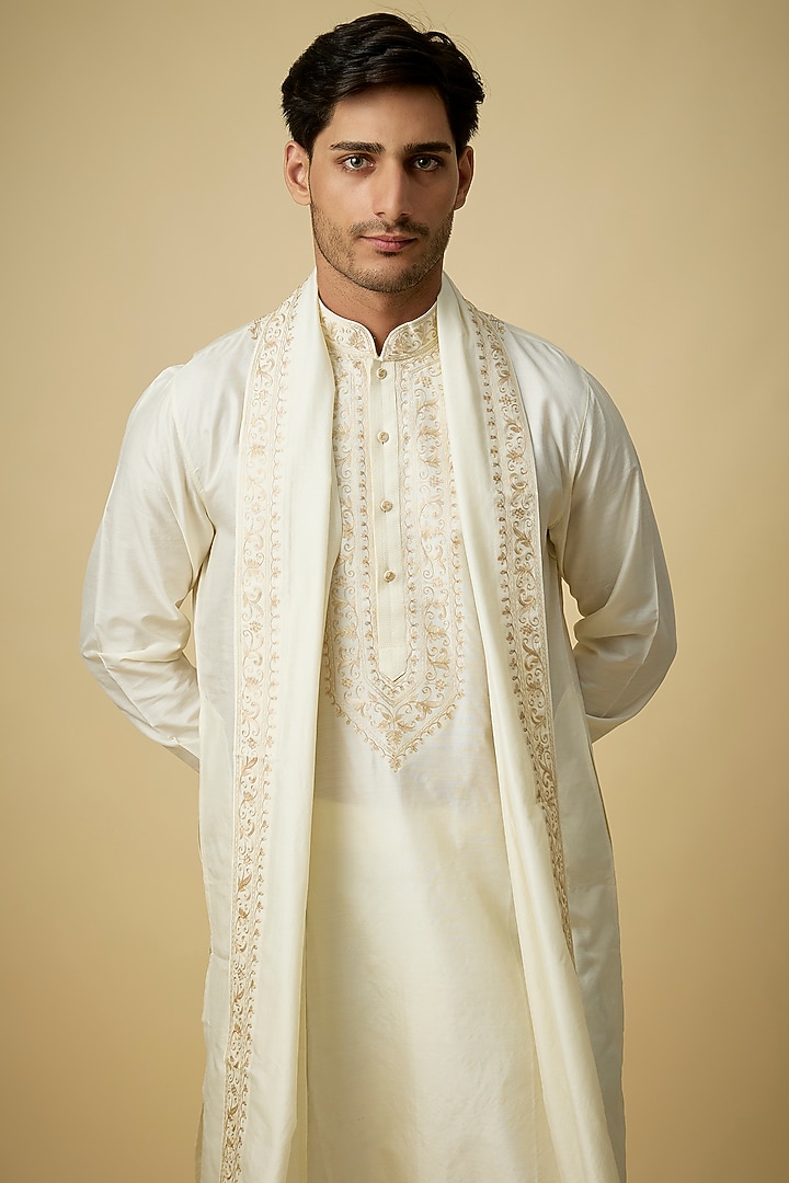Cream Silk Kurta Set by Vanshik at Pernia's Pop Up Shop
