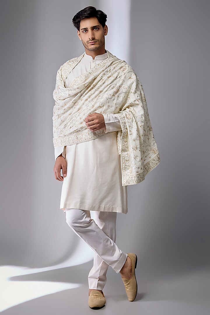 Cream Silk Dupatta by Vanshik at Pernia's Pop Up Shop