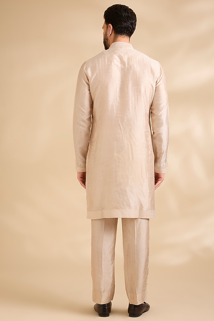 Blush silk Bundi Jacket Set by Vanshik at Pernia's Pop Up Shop