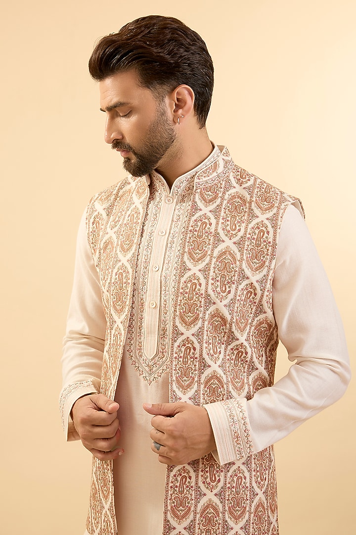 Cream Silk Bundi Jacket Set by Vanshik at Pernia's Pop Up Shop