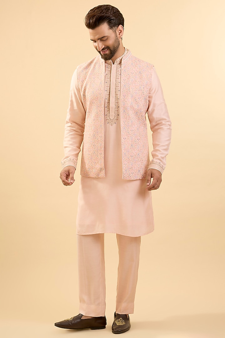 Pearl-Colored Silk Bundi Jacket Set by Vanshik at Pernia's Pop Up Shop