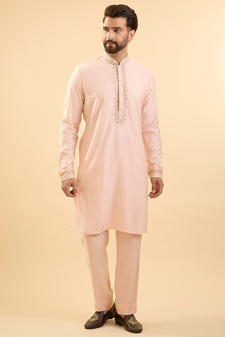 Pearl-Colored Silk Bundi Jacket Set by Vanshik at Pernia's Pop Up Shop