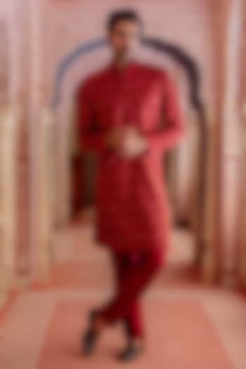 Vermillion Red Pashmina Kashmiri Embroidered Kurta Set by Vanshik at Pernia's Pop Up Shop