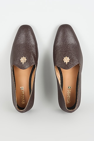 Brown Leather Mojaris by Vanshik