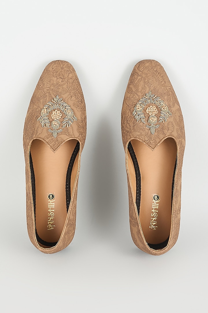 Tan Leather Mojaris by Vanshik at Pernia's Pop Up Shop