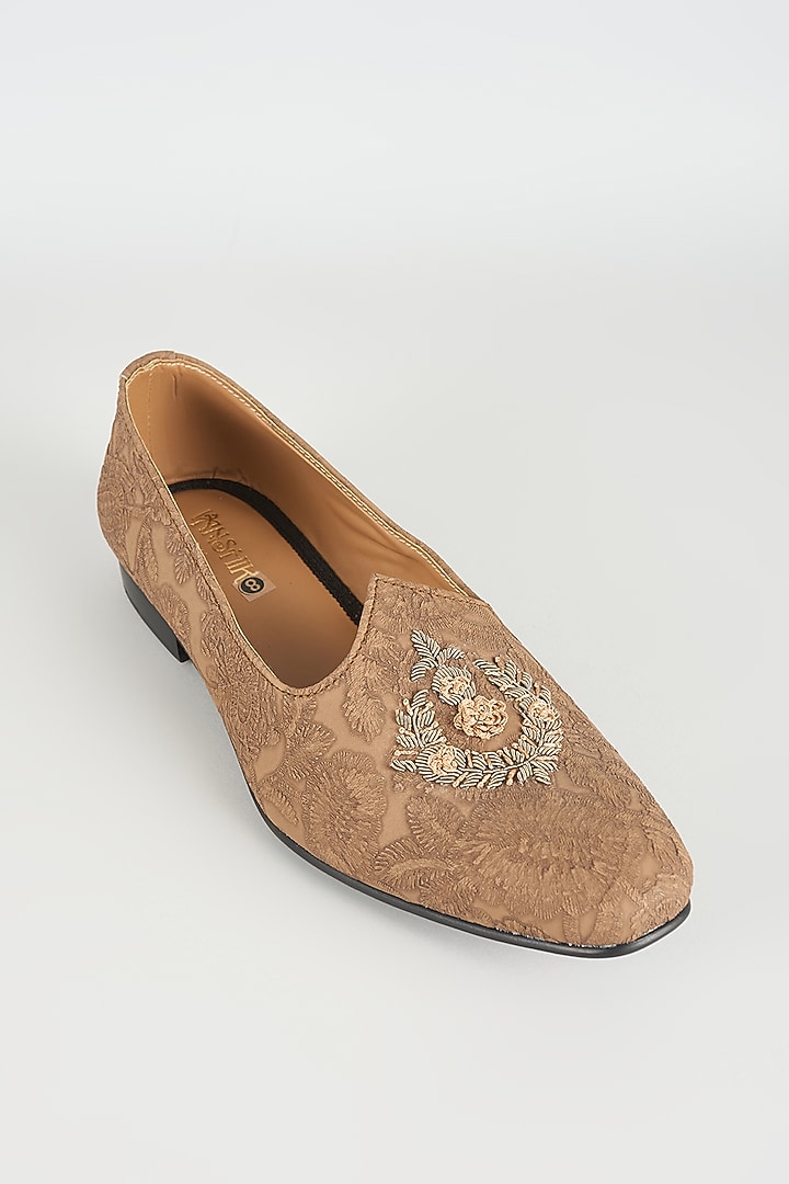 Tan Leather Mojaris by Vanshik at Pernia's Pop Up Shop
