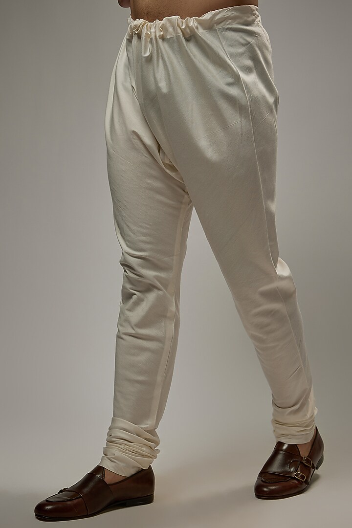Pearl White Soft Silk Embroidered Kurta Set by Vanshik at Pernia's Pop Up Shop