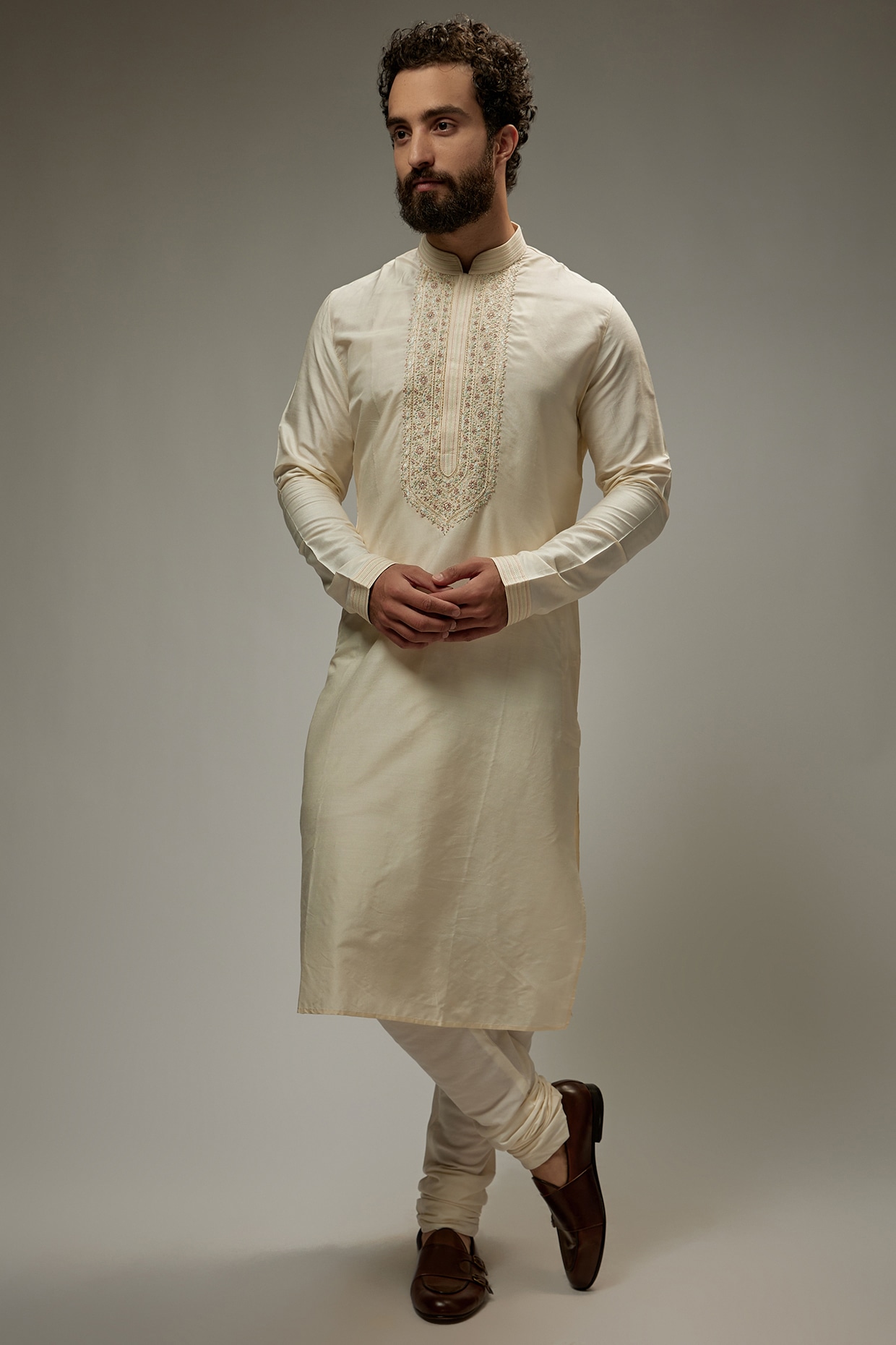 Black Embroidered Silk Kurta Set – Lashkaraa