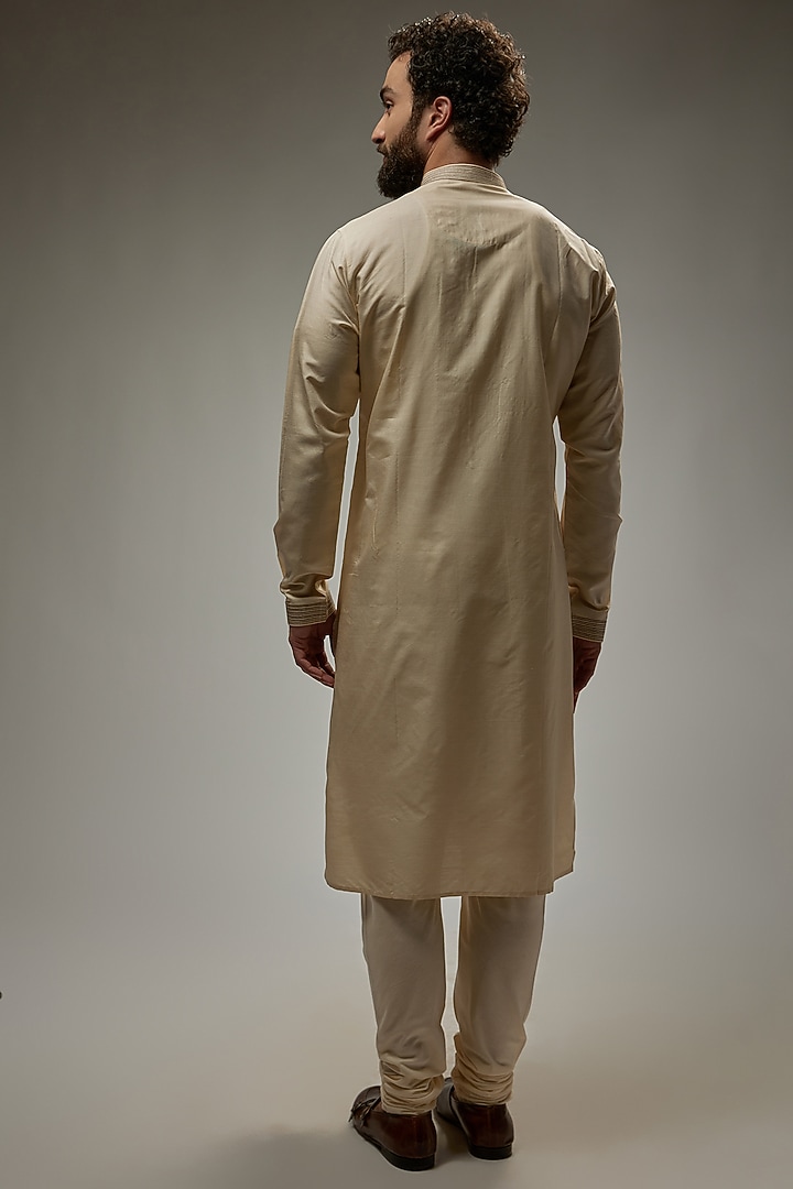 Ivory Tussar Silk Embroidered Kurta Set by Vanshik at Pernia's Pop Up Shop