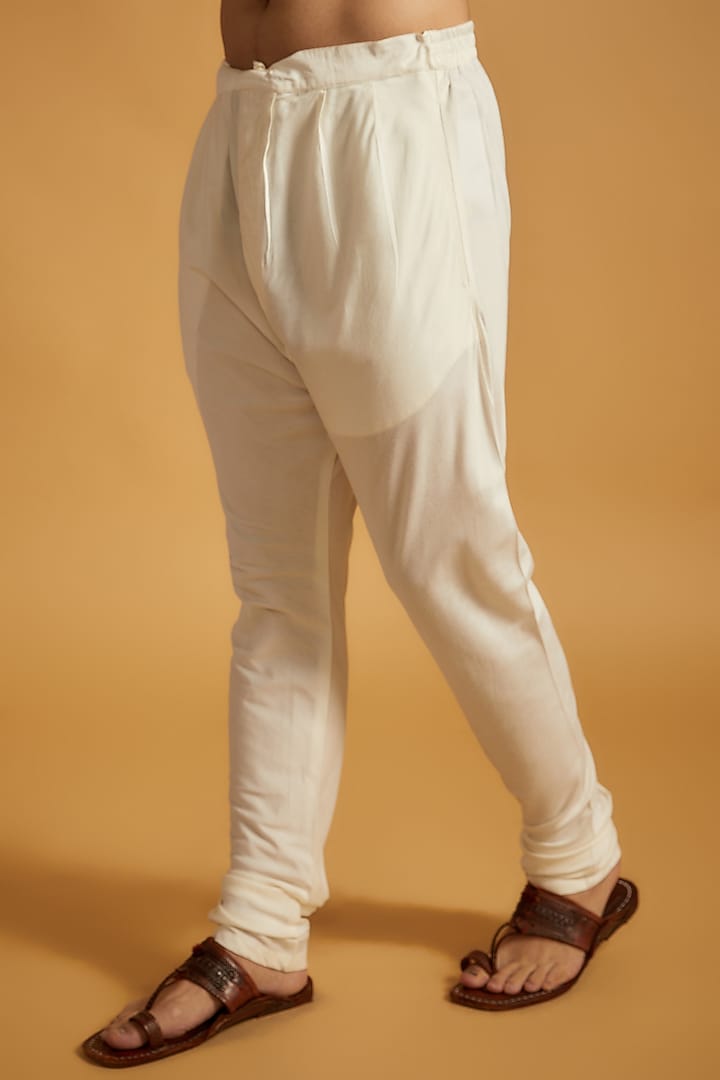 Cream Tussar Silk Floral Embroidered Bundi Jacket Set by Vanshik at Pernia's Pop Up Shop