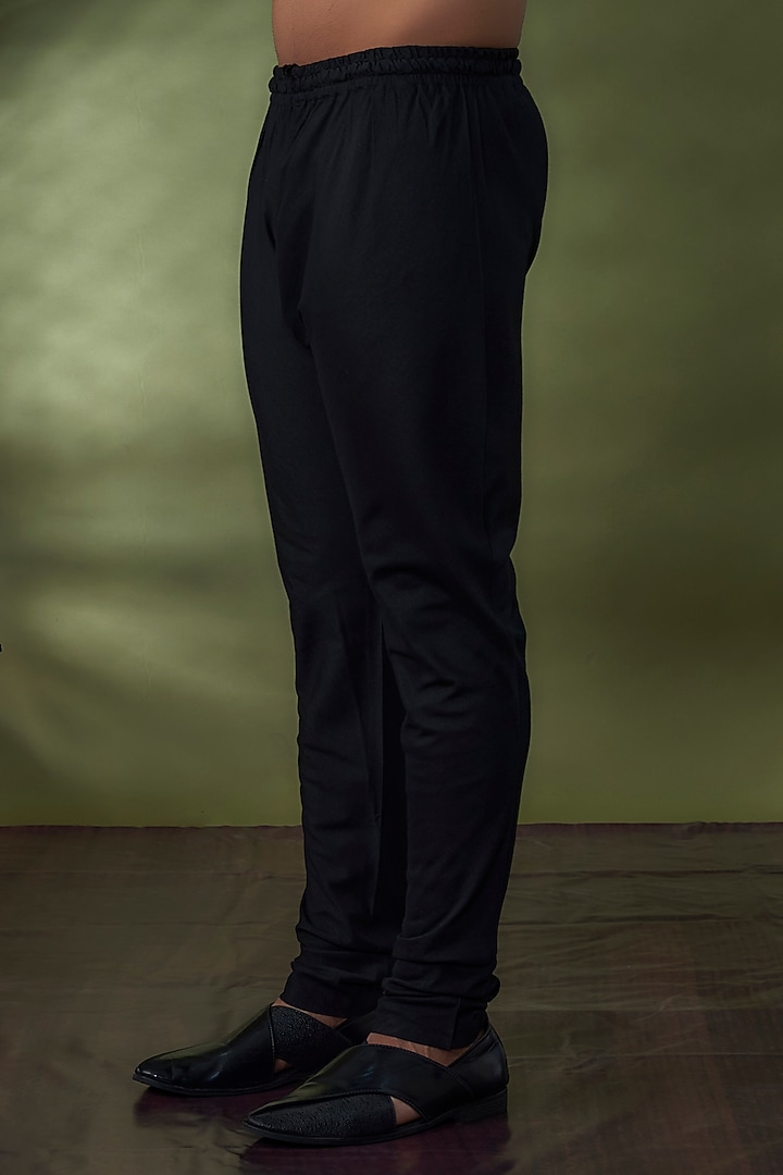 Black Georgette Lucknowi Kurta Set by Vanshik at Pernia's Pop Up Shop