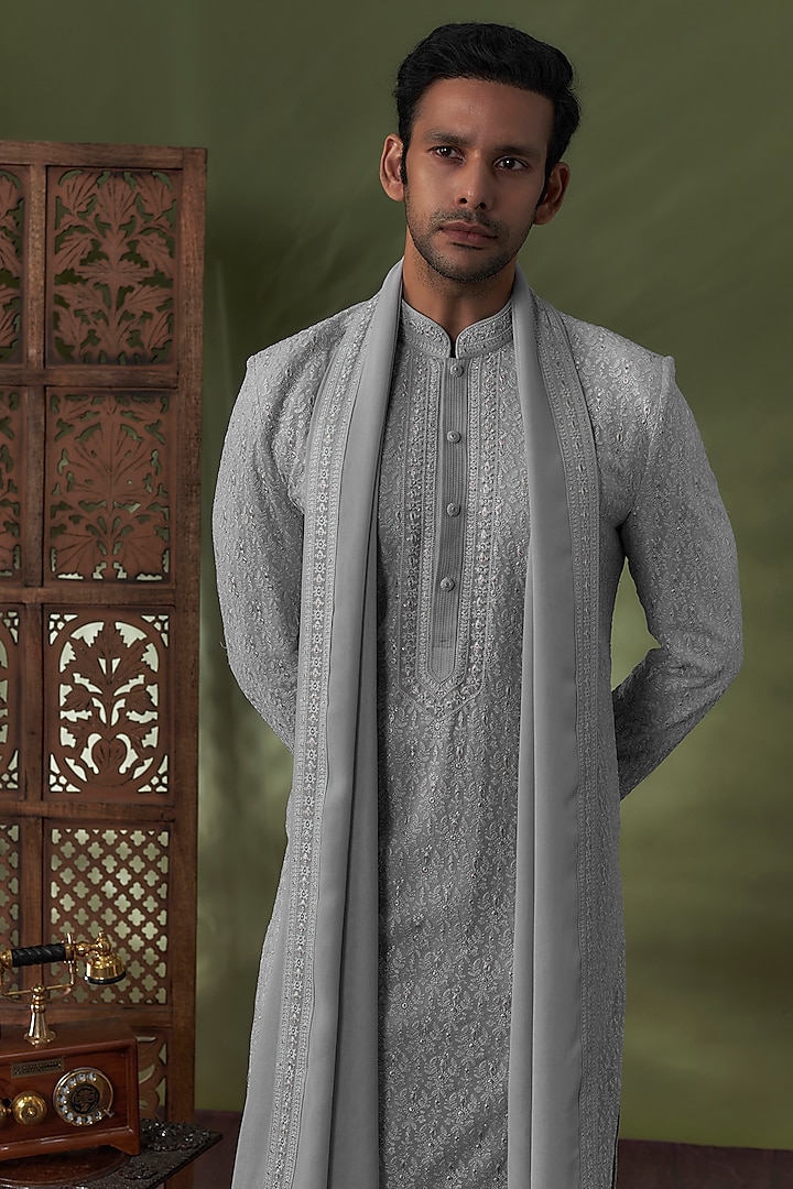 Grey Georgette Lucknowi Kurta Set by Vanshik at Pernia's Pop Up Shop