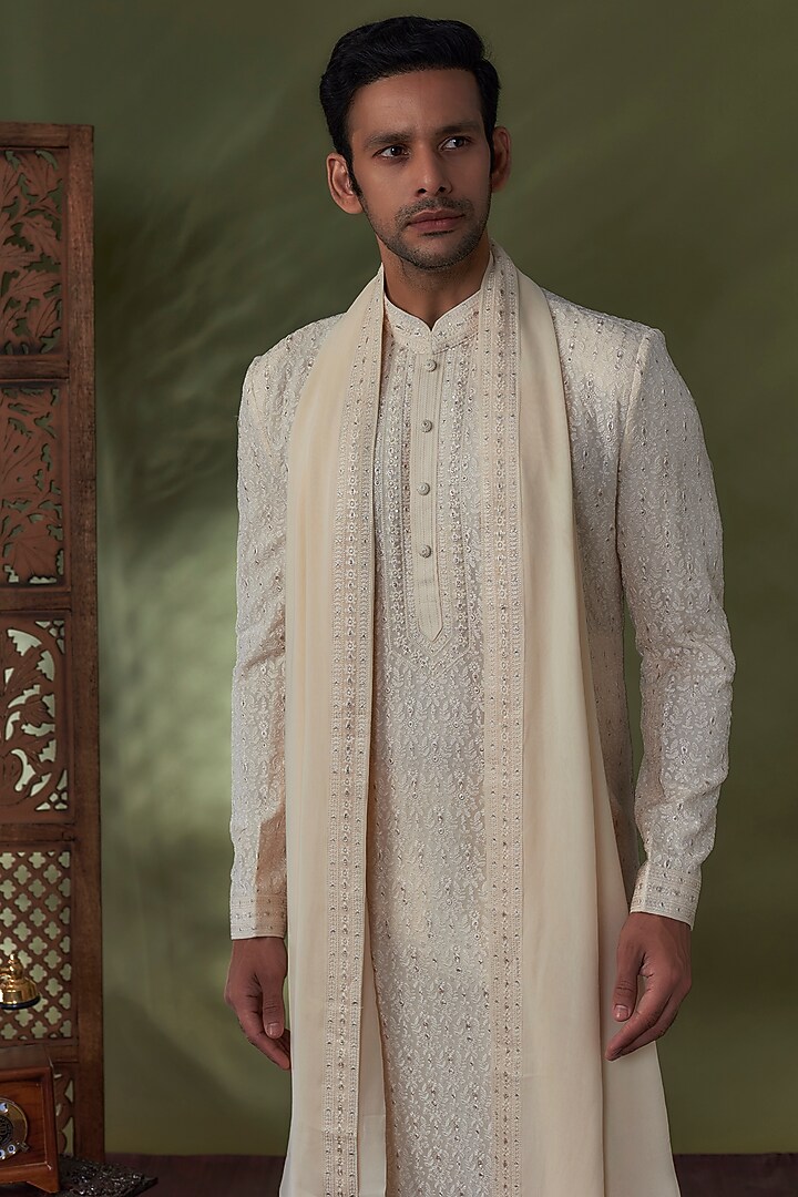 Pearl White Georgette Lucknowi Kurta Set by Vanshik at Pernia's Pop Up Shop