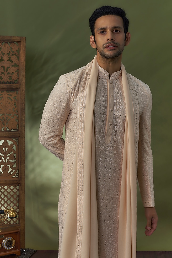 Peach Georgette Lucknowi Kurta Set by Vanshik at Pernia's Pop Up Shop