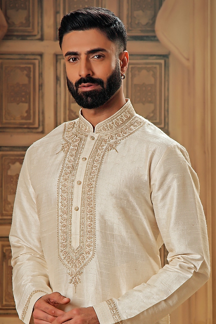 Pearl White Raw Silk Tilla Embroidered Kurta Set by Vanshik at Pernia's Pop Up Shop