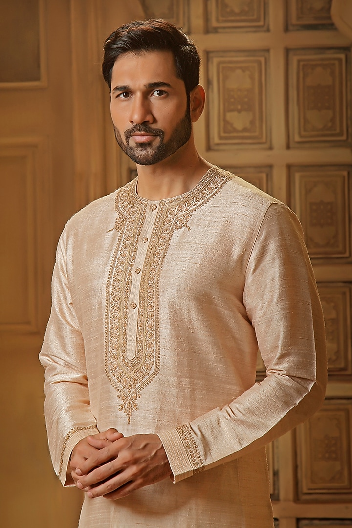 Golden Raw Silk Tilla Embroidered Kurta Set by Vanshik at Pernia's Pop Up Shop
