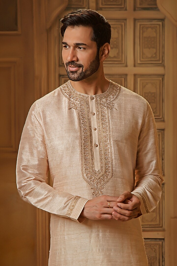 Golden Raw Silk Tilla Embroidered Kurta Set by Vanshik at Pernia's Pop Up Shop