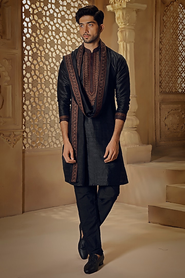 Black Raw Silk Thread Embroidered Kurta Set by Vanshik