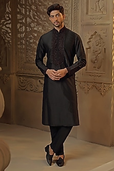 product-color-Black