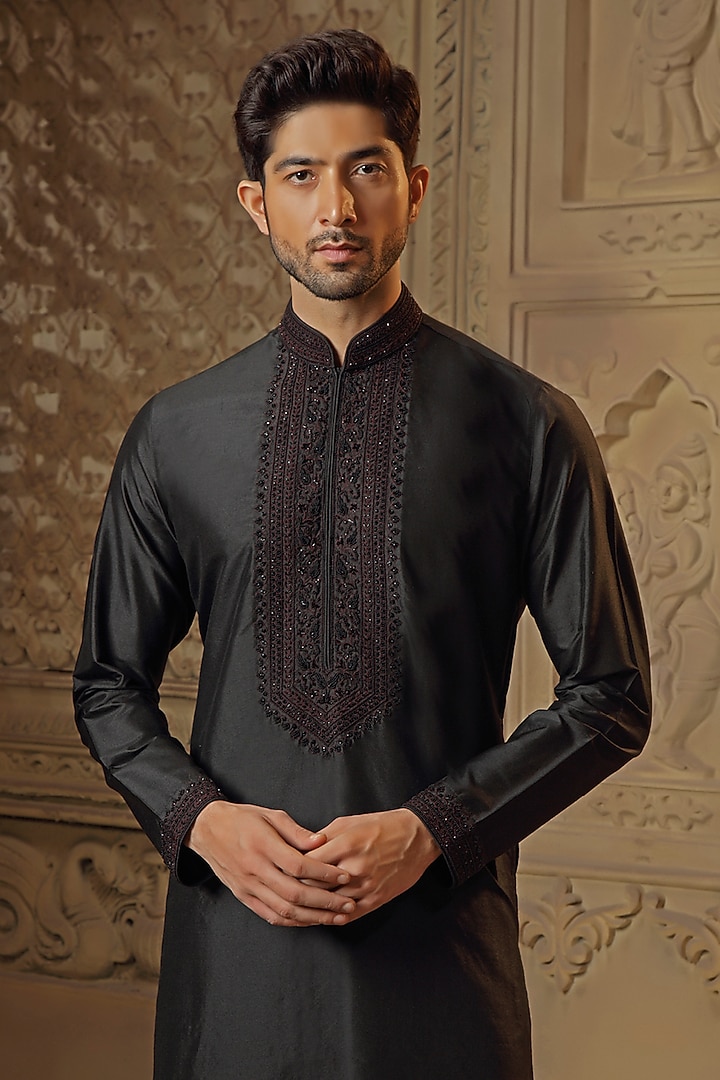 Black Spun Silk Kurta Set by Vanshik at Pernia's Pop Up Shop