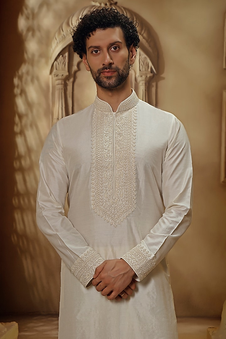 Pearl White Spun Silk Resham Embroidered Kurta Set by Vanshik at Pernia's Pop Up Shop