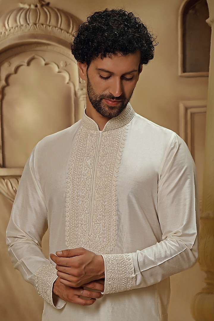 Pearl White Spun Silk Resham Embroidered Kurta Set by Vanshik at Pernia's Pop Up Shop