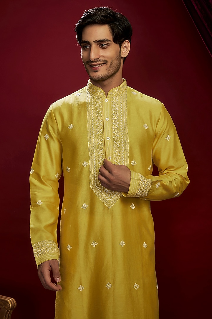 Yellow Chanderi Pearl Embroidered Lucknowi Kurta Set by Vanshik at Pernia's Pop Up Shop
