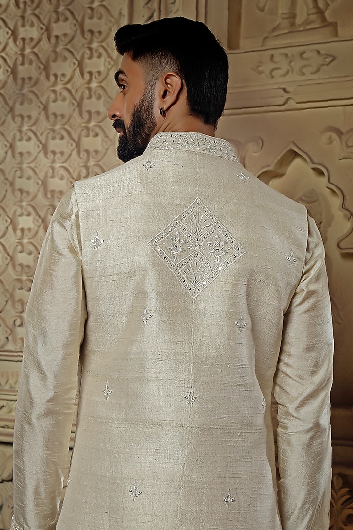 Mint Raw Silk Mirror Embroidered Bundi Jacket Set by Vanshik at Pernia's Pop Up Shop