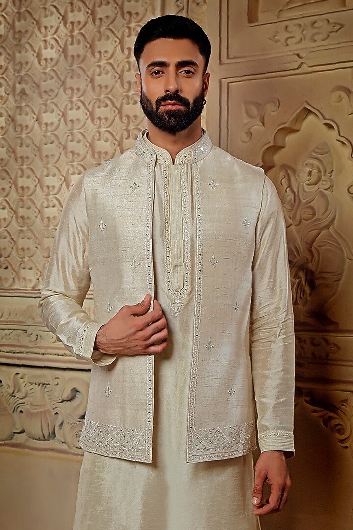 Mint Raw Silk Mirror Embroidered Bundi Jacket Set by Vanshik at Pernia's Pop Up Shop