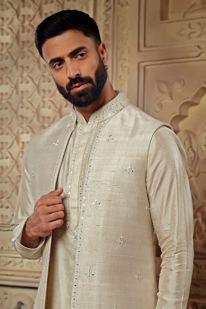 Mint Raw Silk Mirror Embroidered Bundi Jacket Set by Vanshik at Pernia's Pop Up Shop