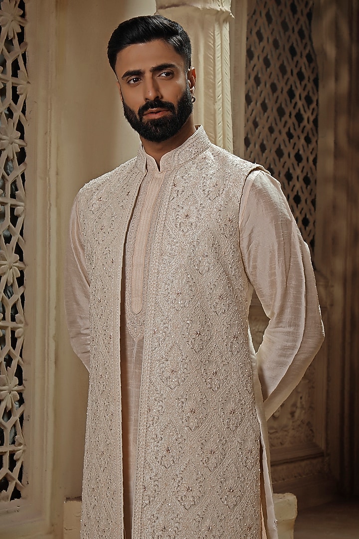 Pearl White & Blush Pink Raw Silk Resham Embroidered Bundi Jacket Set by Vanshik at Pernia's Pop Up Shop
