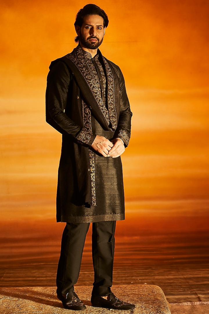 Black Silk Tilla Embroidered Kurta Set by Vanshik at Pernia's Pop Up Shop