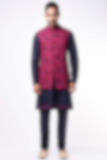 Maroon Bundi Jacket With Kurta Set by Vanshik