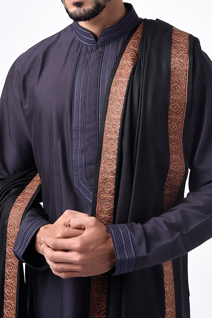Black Pashmina Dupatta by Vanshik at Pernia's Pop Up Shop