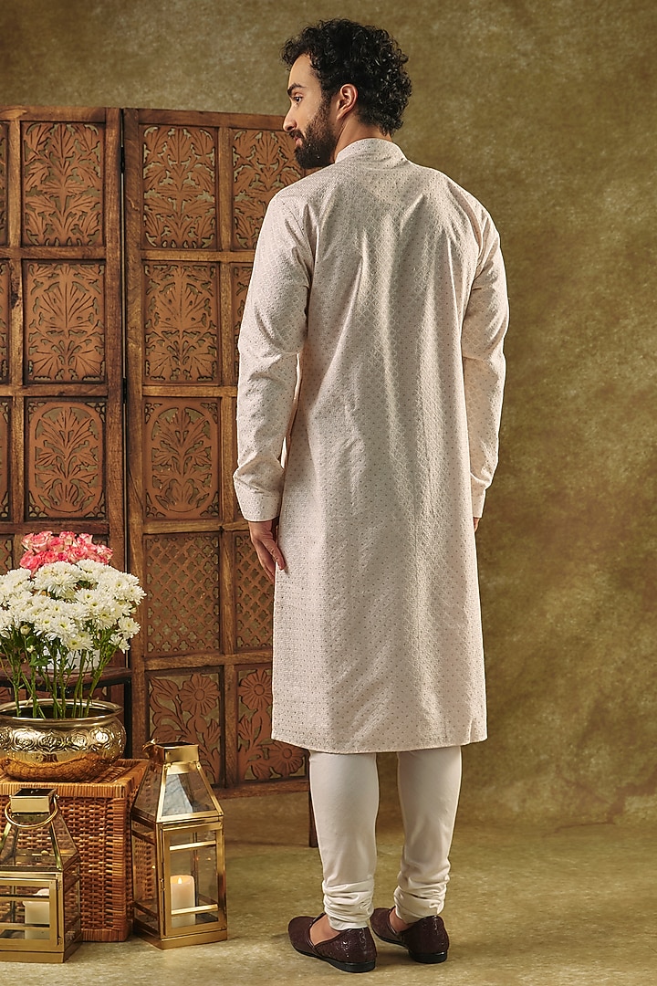Peach Blended Silk Sequins Embroidered Kurta Set by Vanshik at Pernia's Pop Up Shop