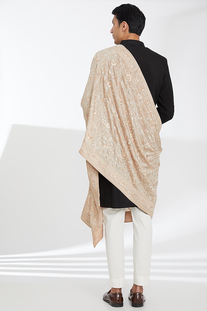 Blush Silk Machine Embroidered Dupatta by Vanshik at Pernia's Pop Up Shop
