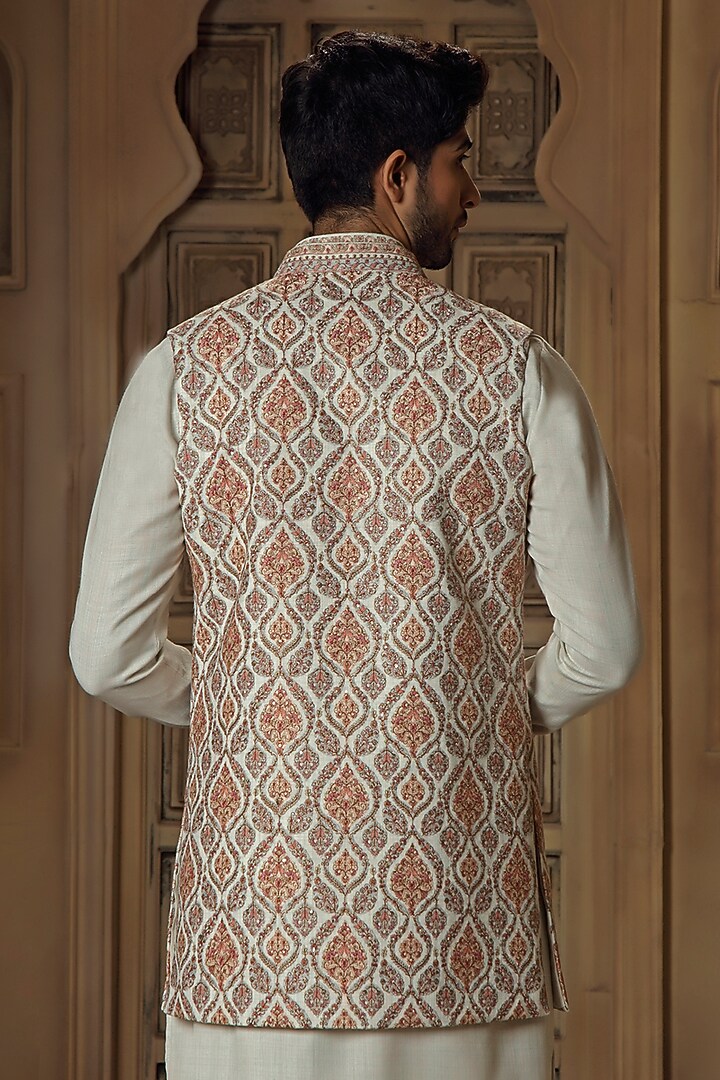 Cream Pashmina Silk Blend Kashmiri Embroidered Bundi Jacket Set by Vanshik at Pernia's Pop Up Shop
