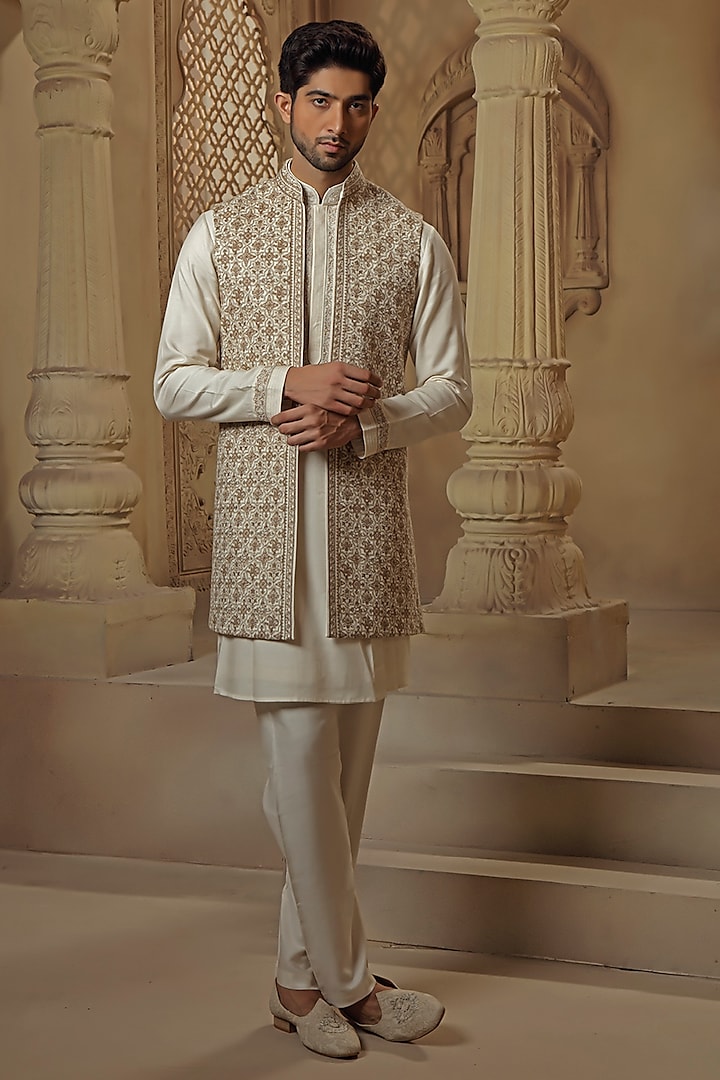 Cream Pashmina Silk Blend Kashmiri Embroidered Bundi Jacket Set by Vanshik at Pernia's Pop Up Shop