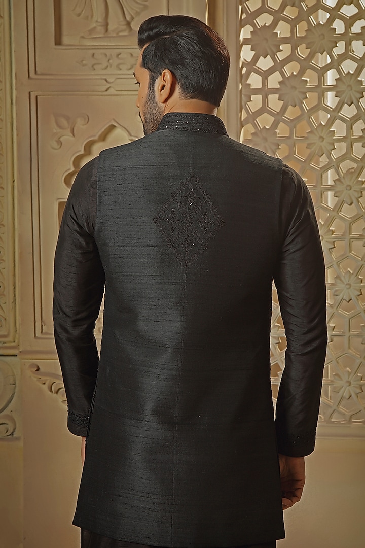 Black Silk Blend Diamond Embroidered Indo-Western Set by Vanshik at Pernia's Pop Up Shop