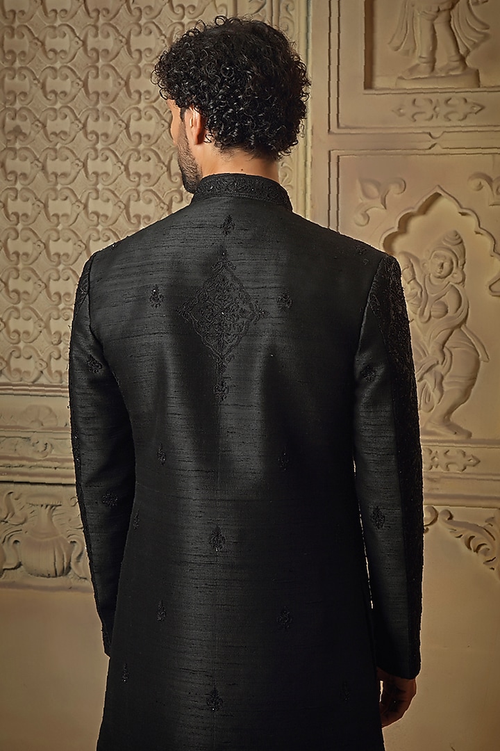 Black Raw Silk Cut-Diamond Embroidered Indo-Western Set by Vanshik at Pernia's Pop Up Shop