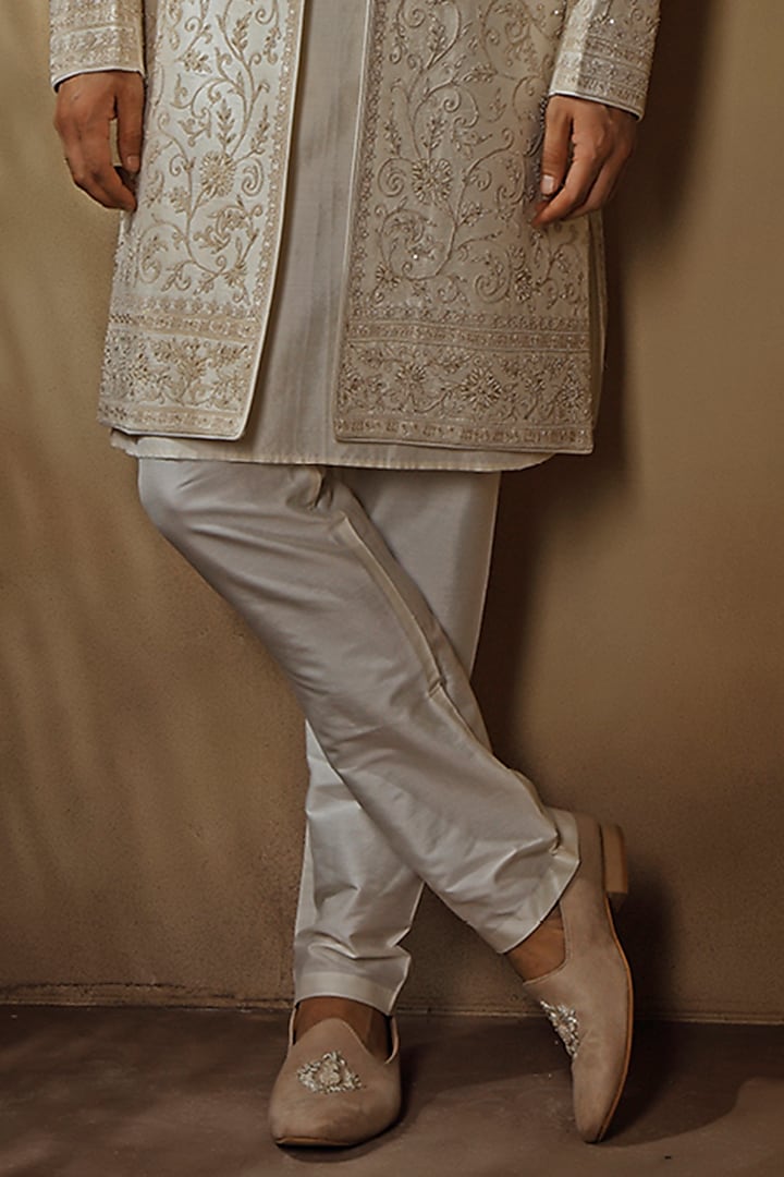 Pearl White Spun Silk Dori Embroidered Groom Sherwani Set by Vanshik at Pernia's Pop Up Shop