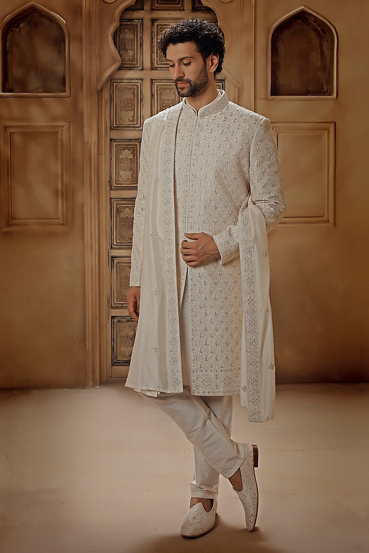 Pearl White Raw Silk Resham Embroidered Sherwani Set by Vanshik