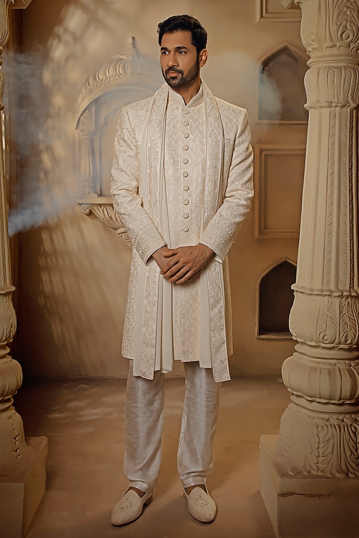 Pearl White Silk Digital Embroidered Sherwani Set by Vanshik