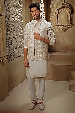 Pearl White Spun Silk Dori Embroidered Bundi Jacket Set by Vanshik